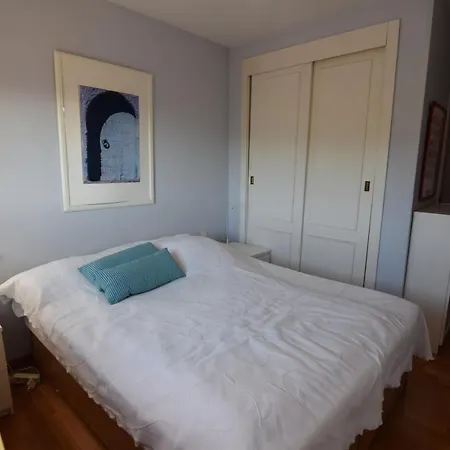 Calle Antonio Millon 32 5c Apartment *